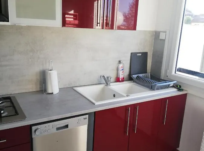 Joli Residentiel A Troyes