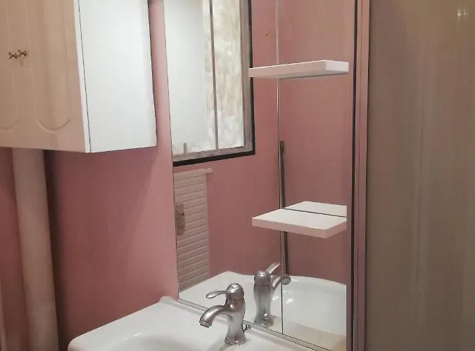 Joli Residentiel A Apartment *