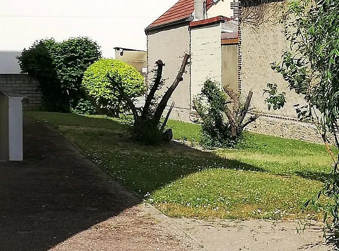 Joli Residentiel A Troyes