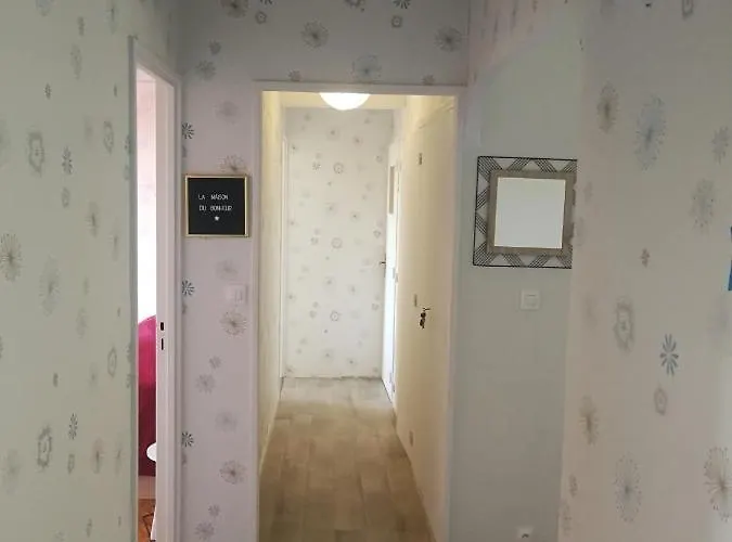 Joli Residentiel A Apartment *